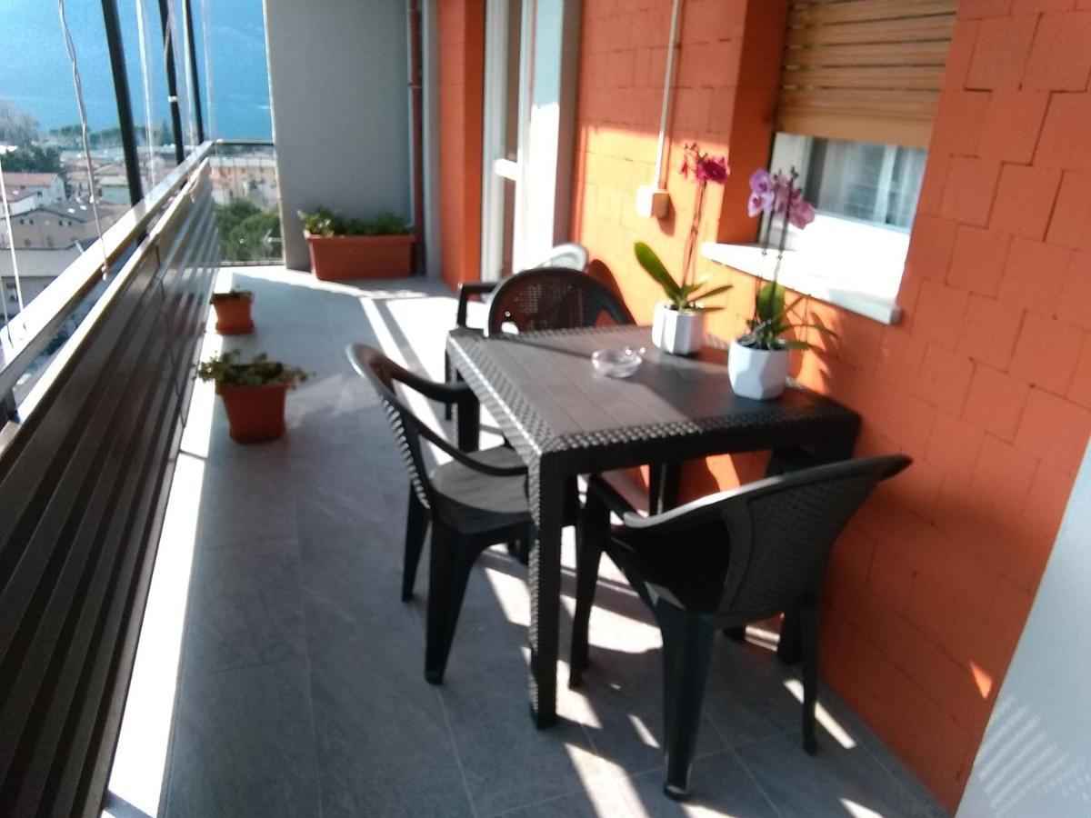 Miralago Casa Vacanze Apartment แมนเดลโล เดล ลาริโอ ภายนอก รูปภาพ